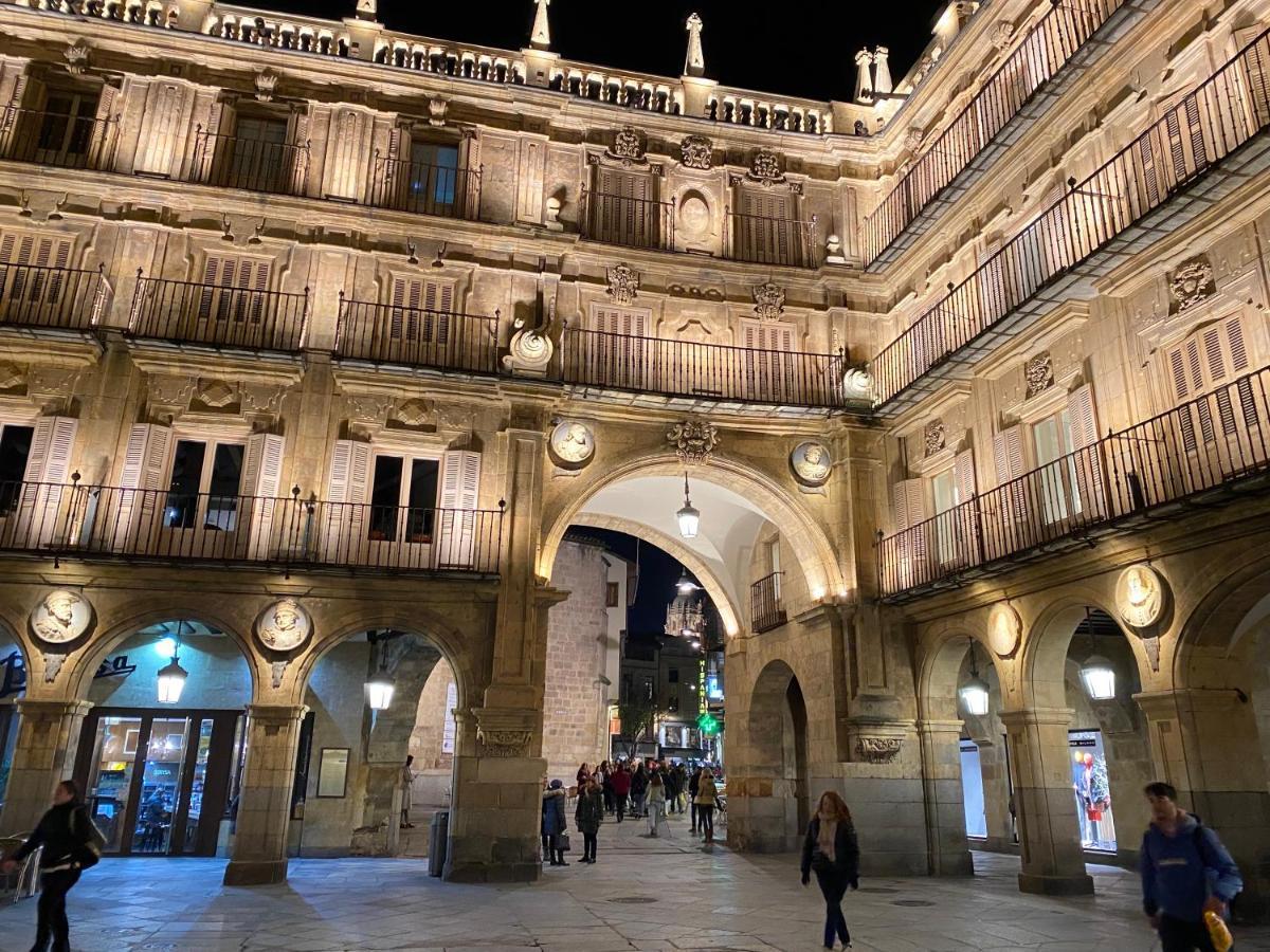 Apartamento Plaza Mayor Salamanca Con 2 Balcones A La Misma Plaza Mayor Bagian luar foto